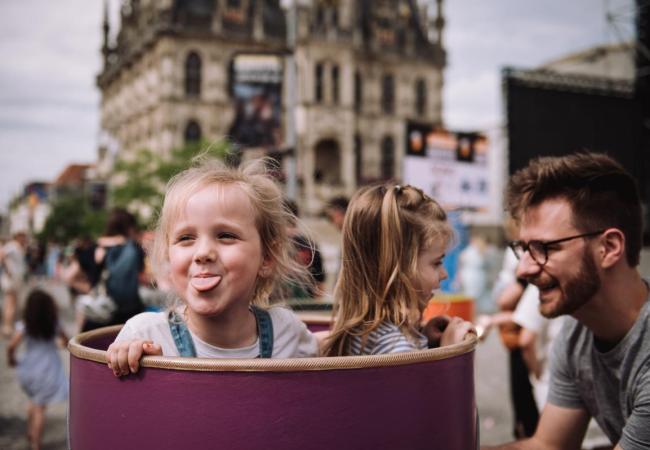 Kinderen baas tijdens Kadeefeesten Oudenaarde!